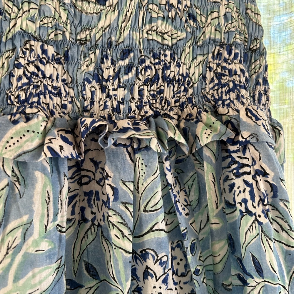 Smocked Blue Floral Midi Dress with Ruffle Shoulders - Picture 3 of 3